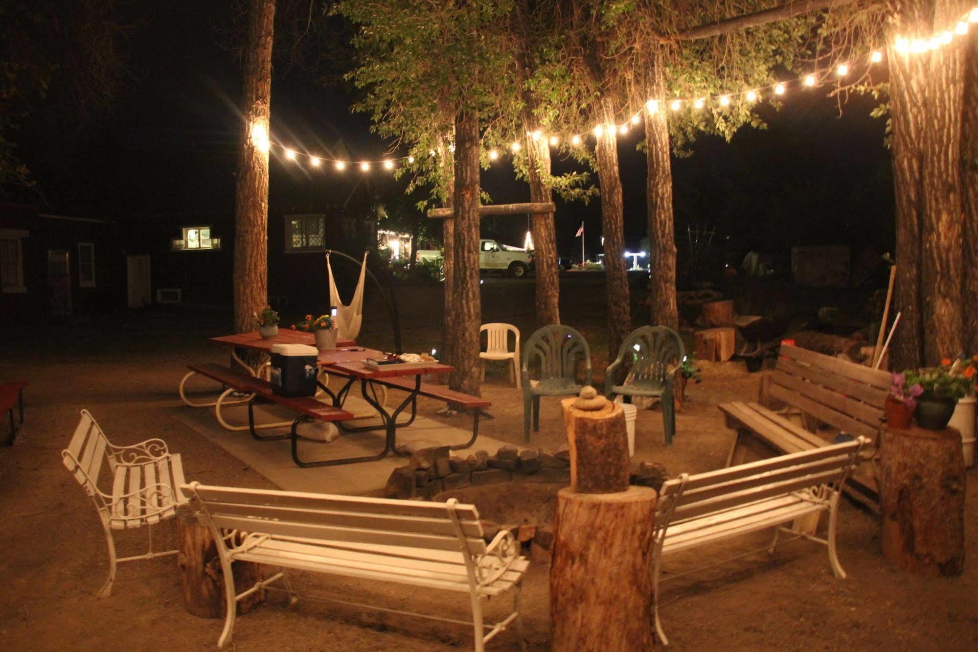 Black Bear Inn ดูบอยส์ ภายนอก รูปภาพ